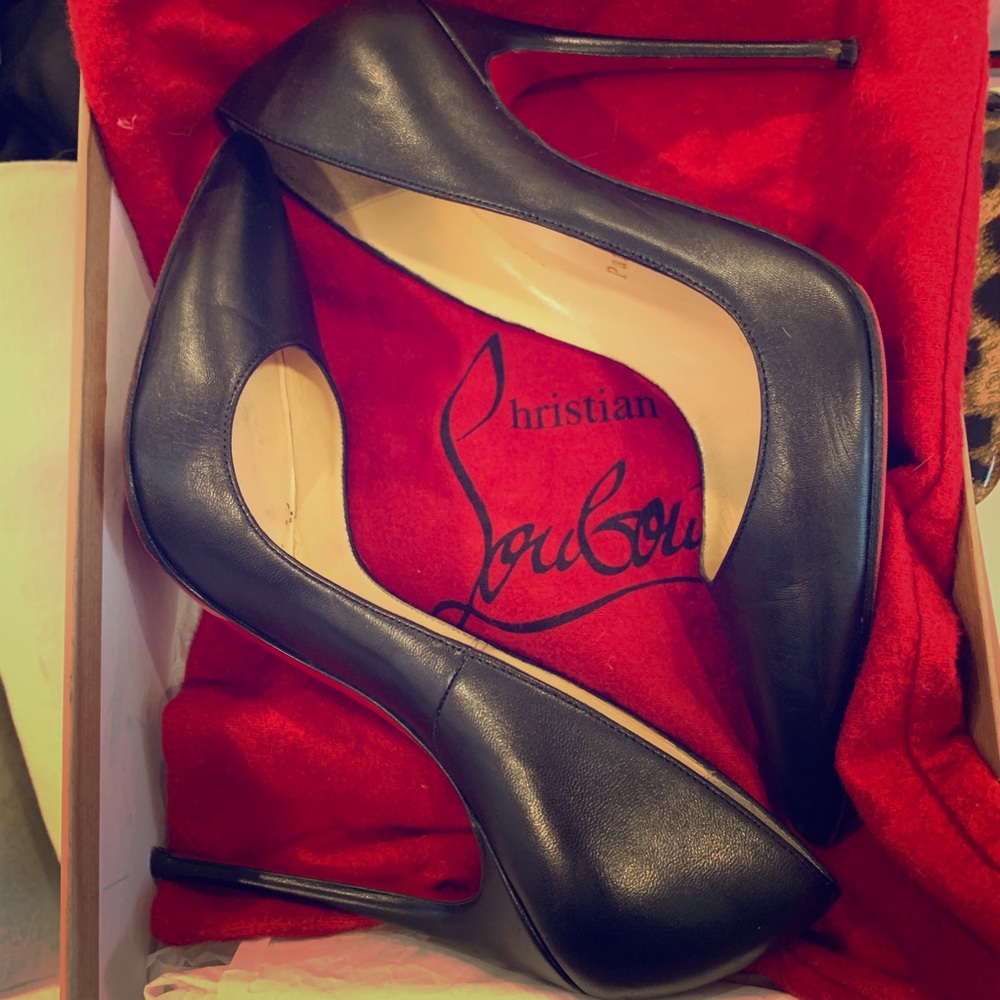 AUTHENTIC & Classic Christian Louboutin So Kates